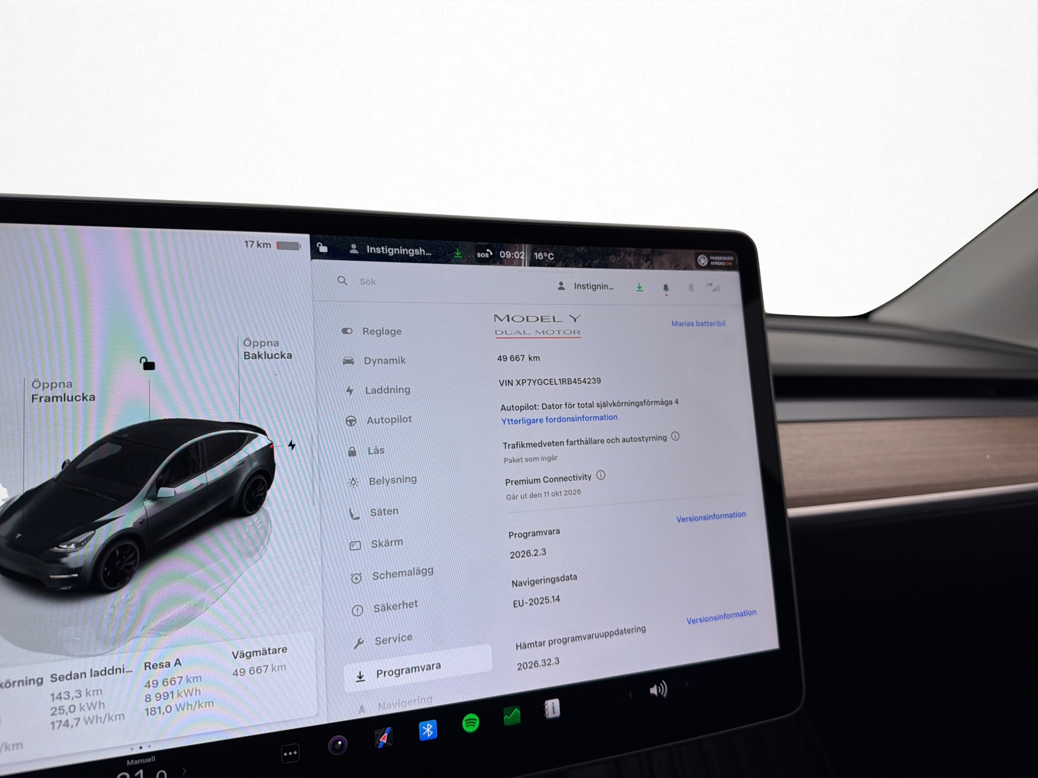 Tesla Model Y 2024 - miniatyr 22