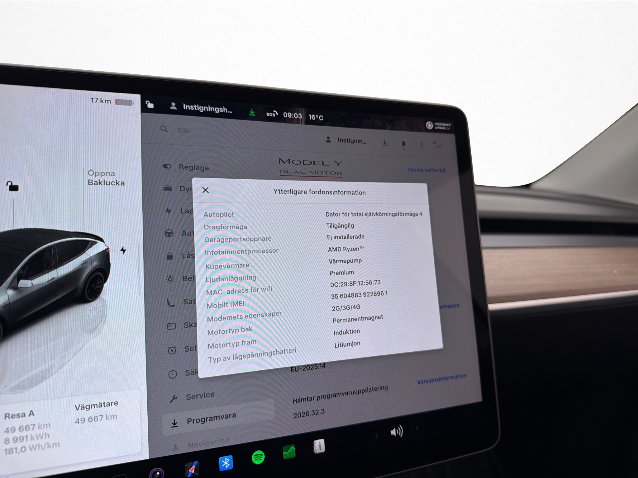 Tesla Model Y 2024 - miniatyr 23