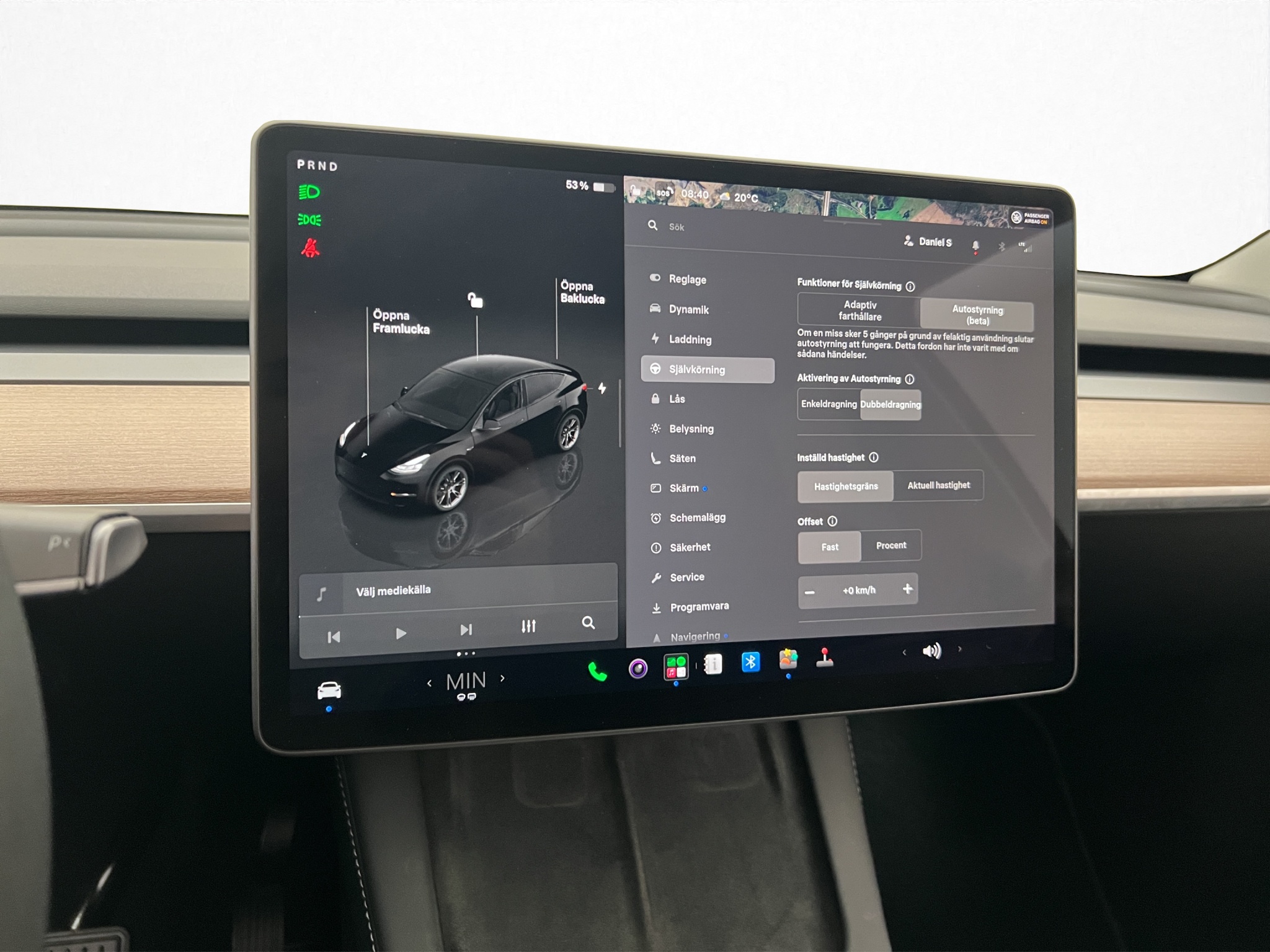 Tesla Model Y 2024 - miniatyr 15