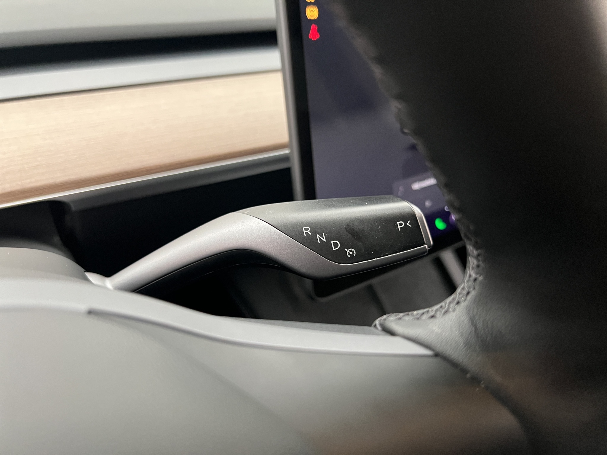 Tesla Model Y 2024 - miniatyr 25