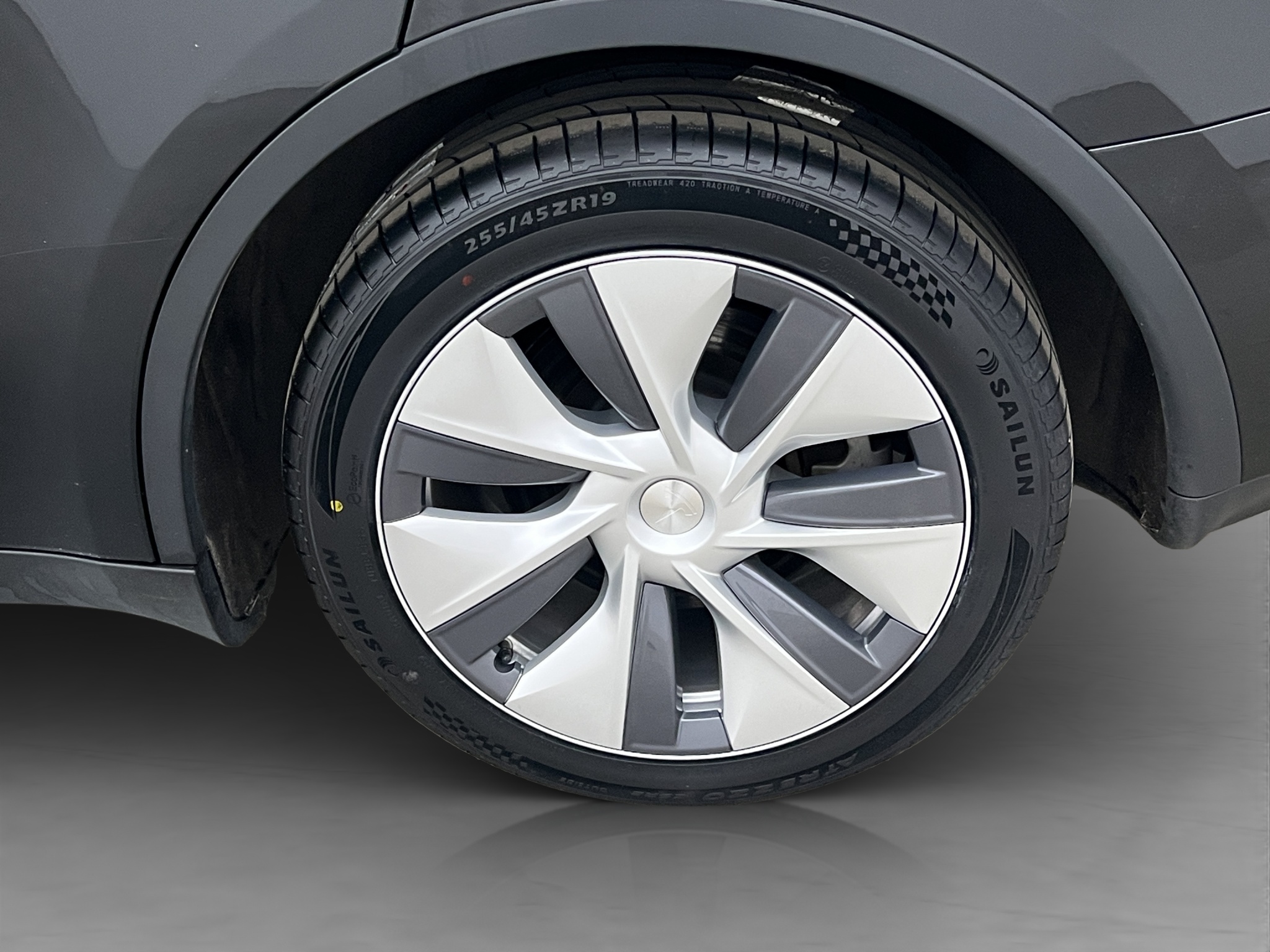 Tesla Model Y 2024 - miniatyr 29
