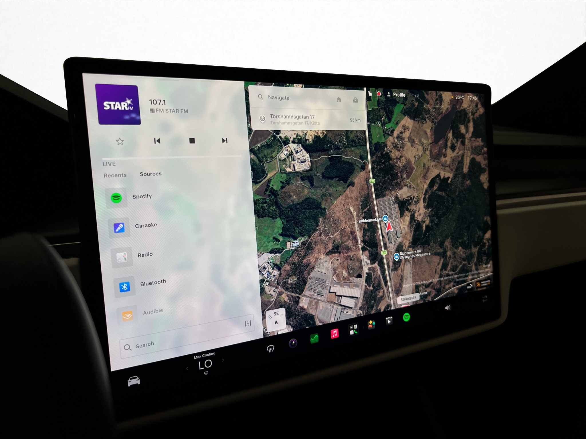 Tesla Model X 2023 - miniatyr 23