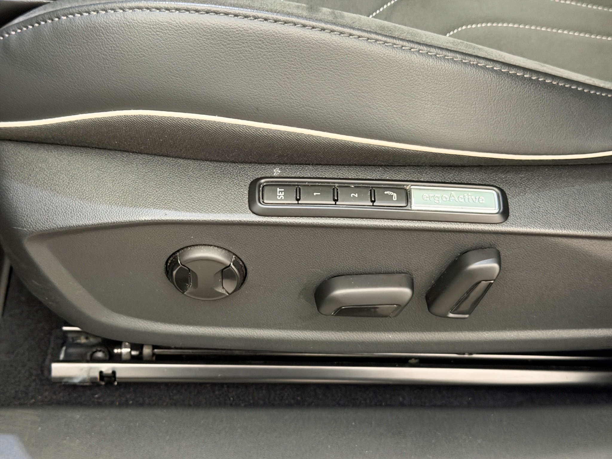 Volkswagen ID.5 2022 - miniatyr 12