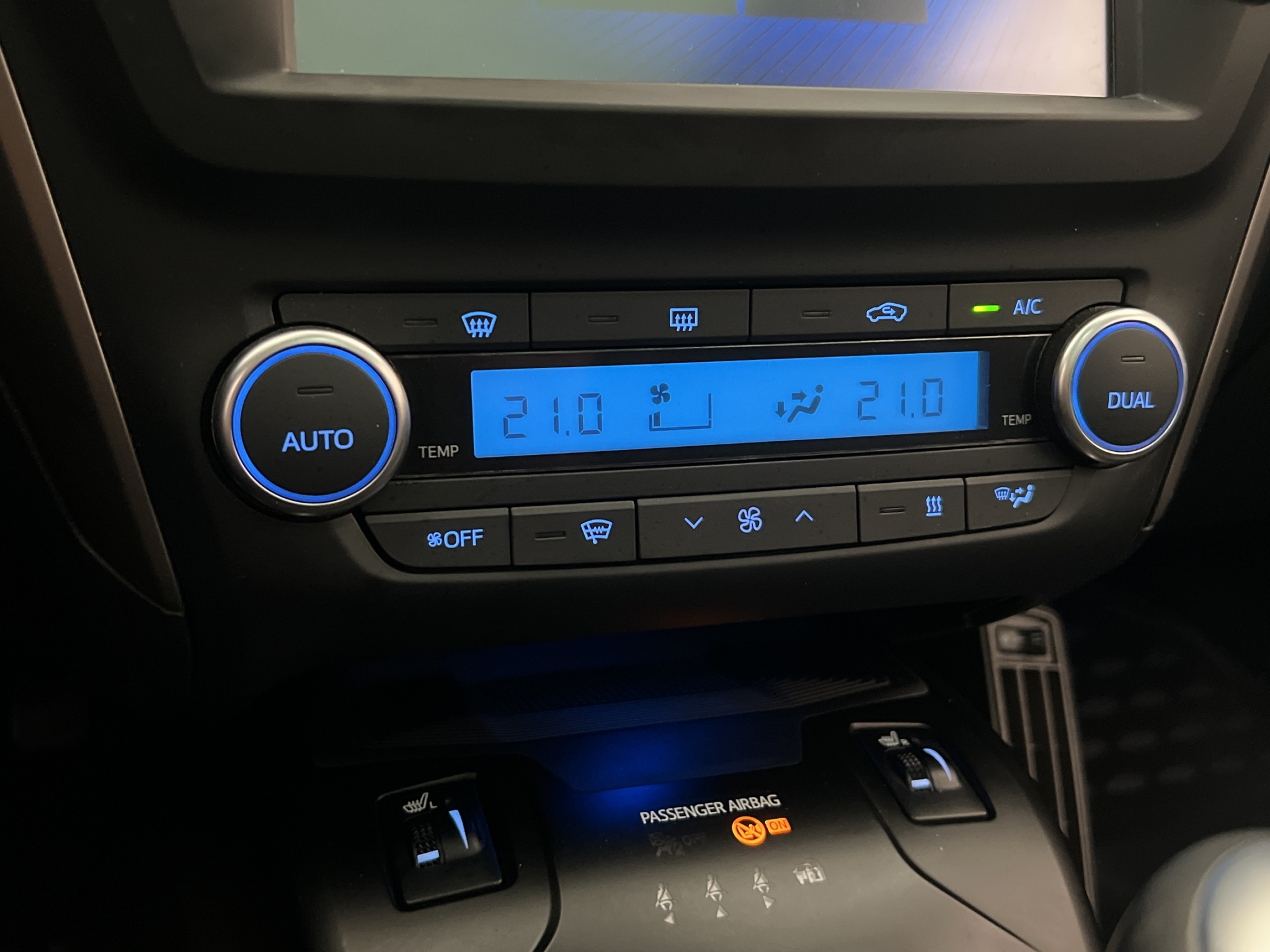 Toyota Avensis 2016 - miniatyr 22