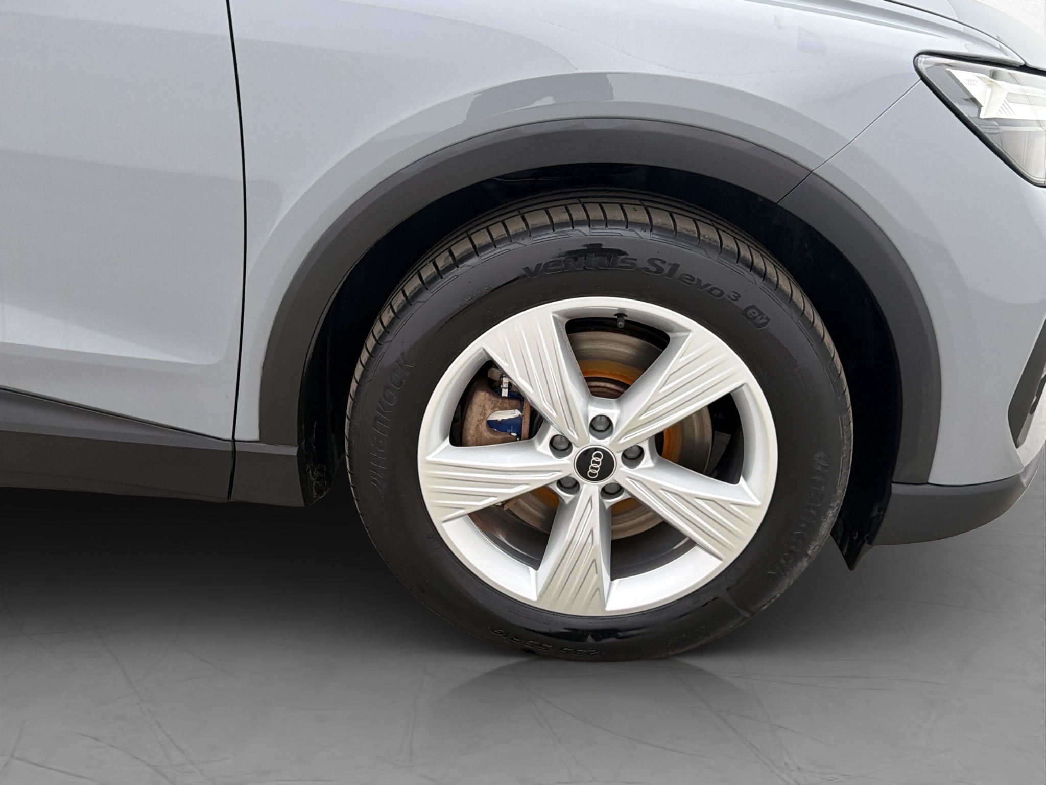 Audi Q4 2023 - miniatyr 30