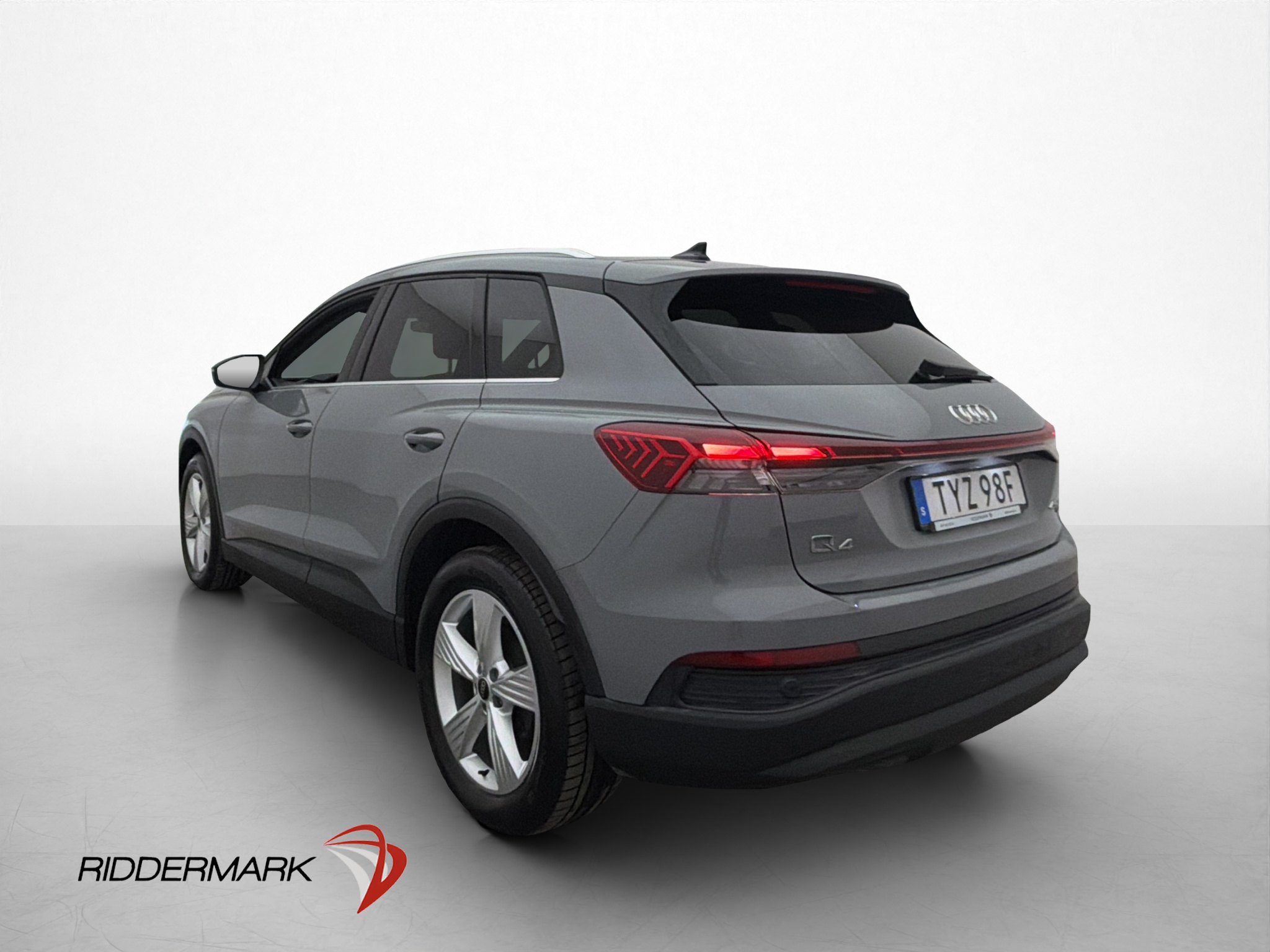 Audi Q4 2023 - miniatyr 9