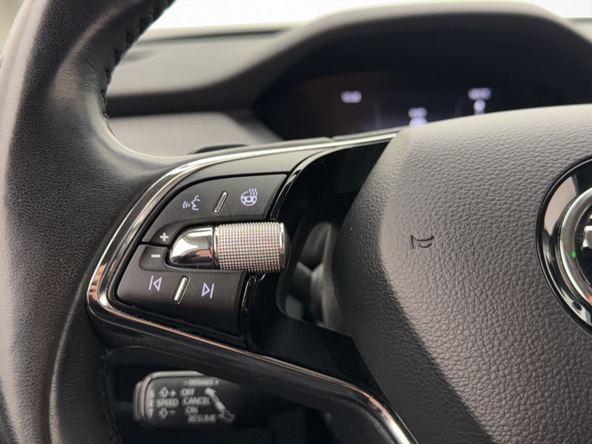 Skoda Enyaq 2022 - miniatyr 16