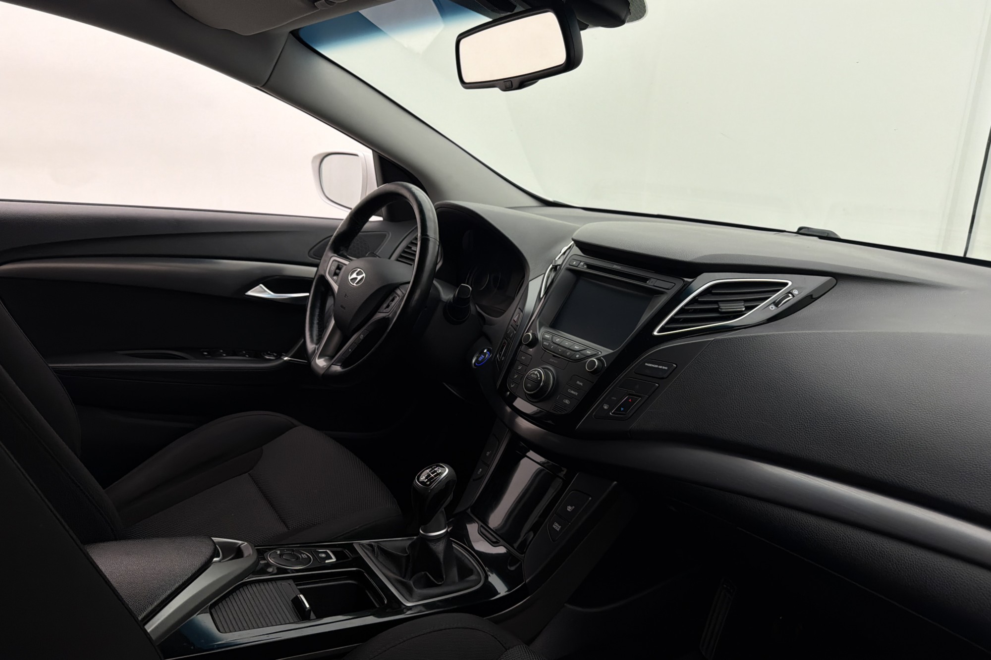 Hyundai i40cw 2016 - miniatyr 26