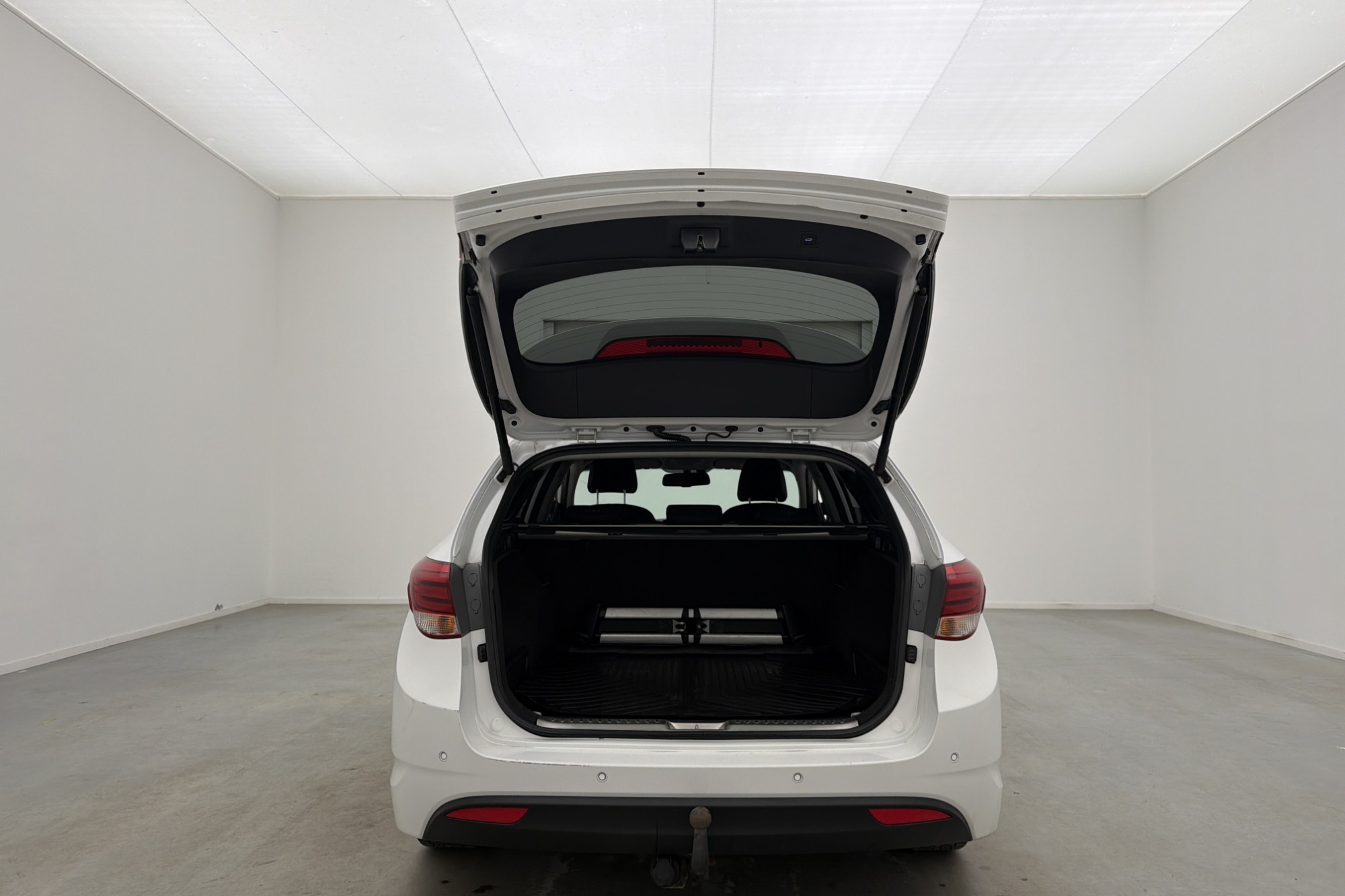 Hyundai i40cw 2016 - miniatyr 29