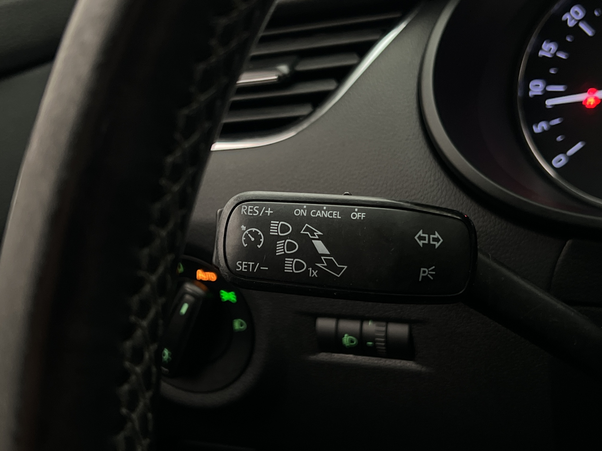 Skoda Octavia 2017 - miniatyr 12