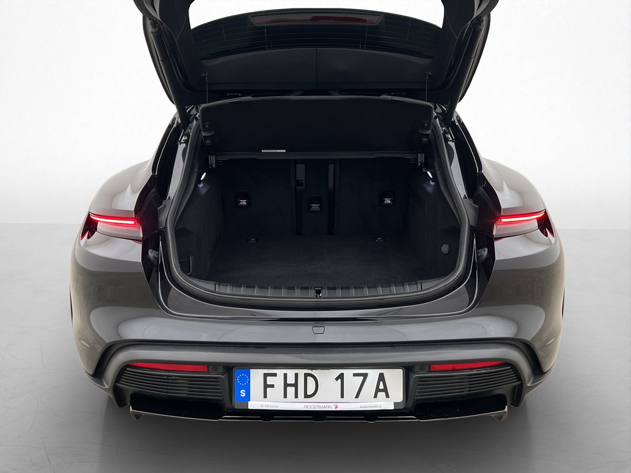 Porsche Taycan 2022 - miniatyr 35