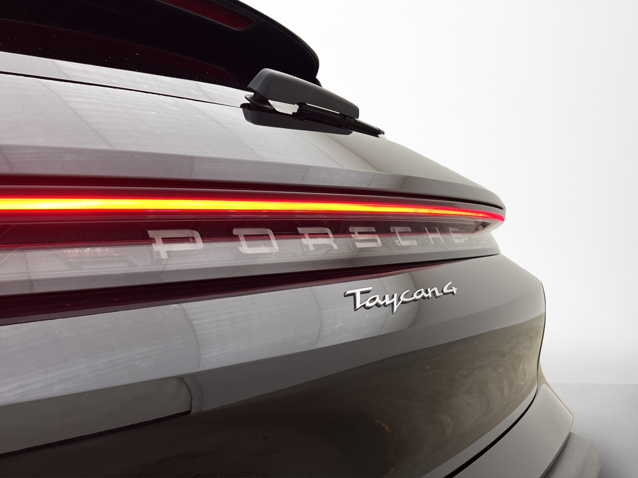 Porsche Taycan 2022 - miniatyr 45