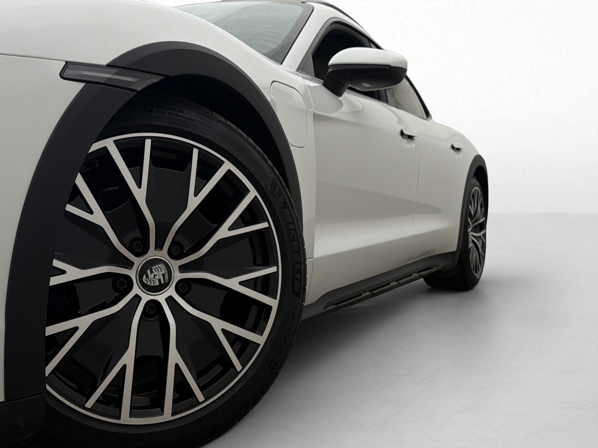 Porsche Taycan 2022 - miniatyr 35