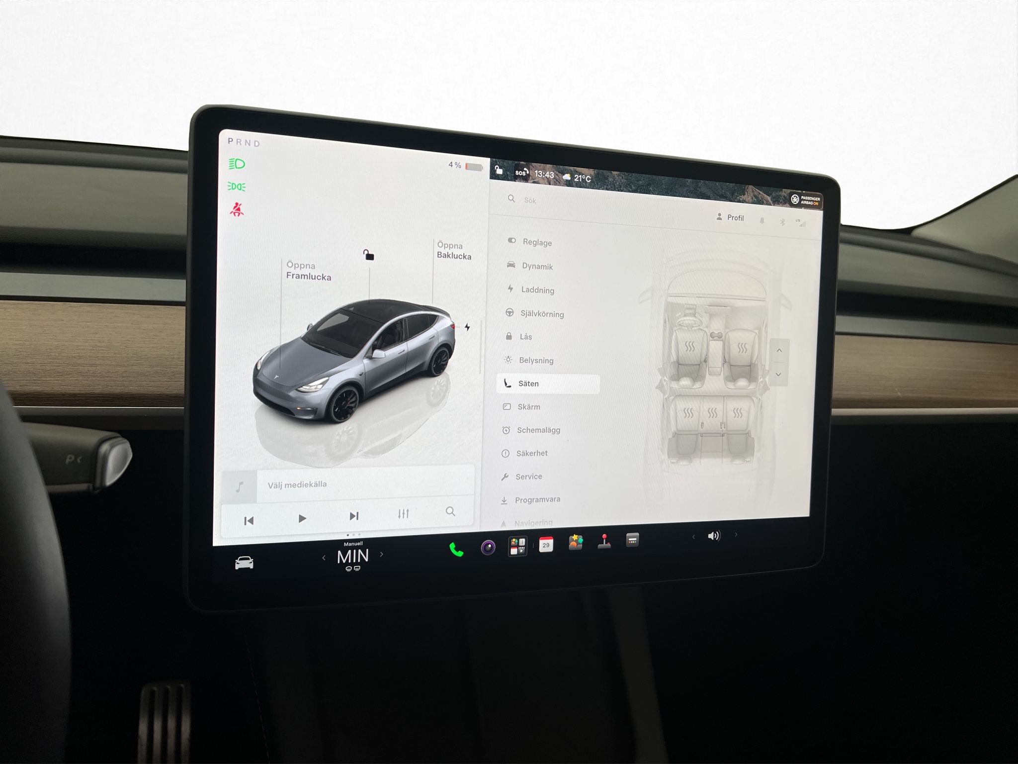 Tesla Model Y 2023 - miniatyr 21