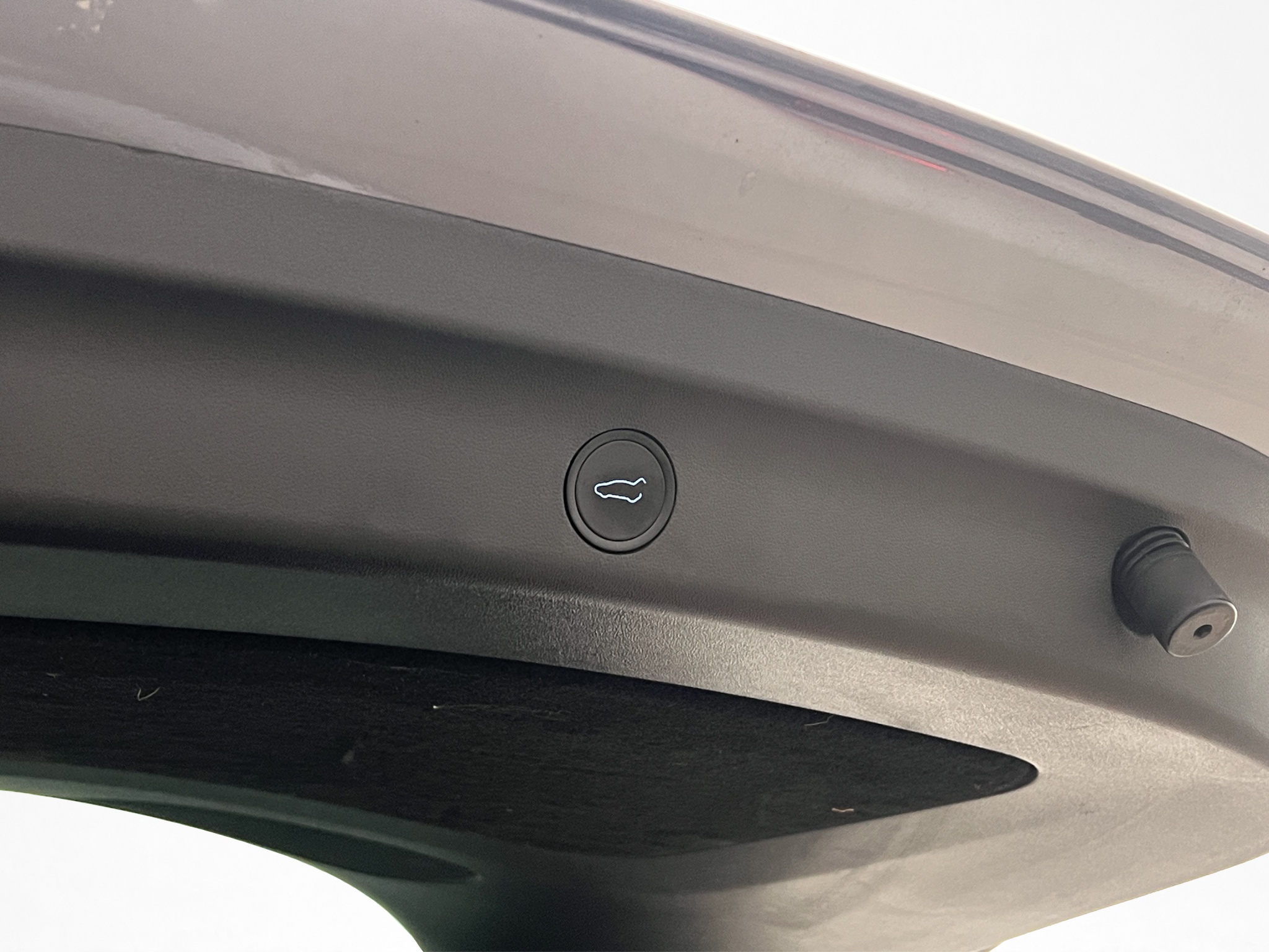Tesla Model Y 2023 - miniatyr 28
