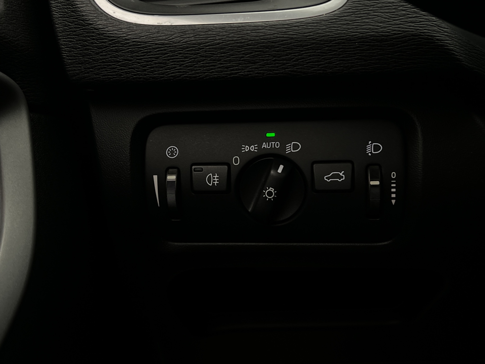 Volvo V40 2013 - miniatyr 10