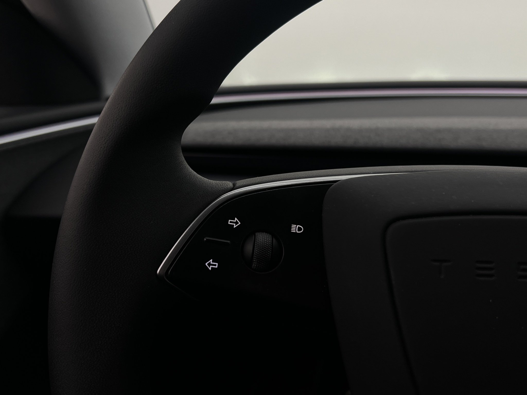 Tesla Model 3 2024 - miniatyr 12