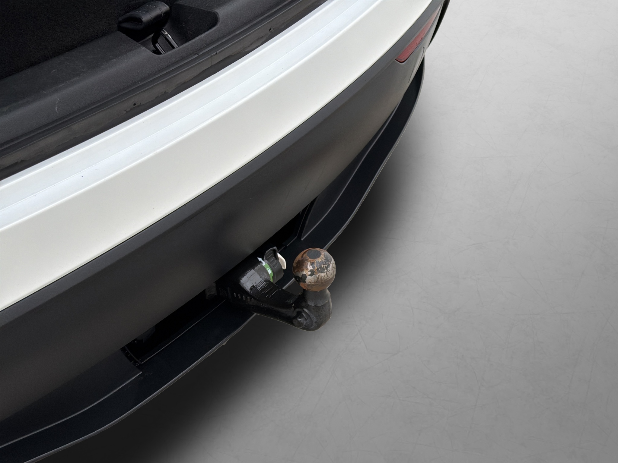 Tesla Model Y 2023 - miniatyr 2