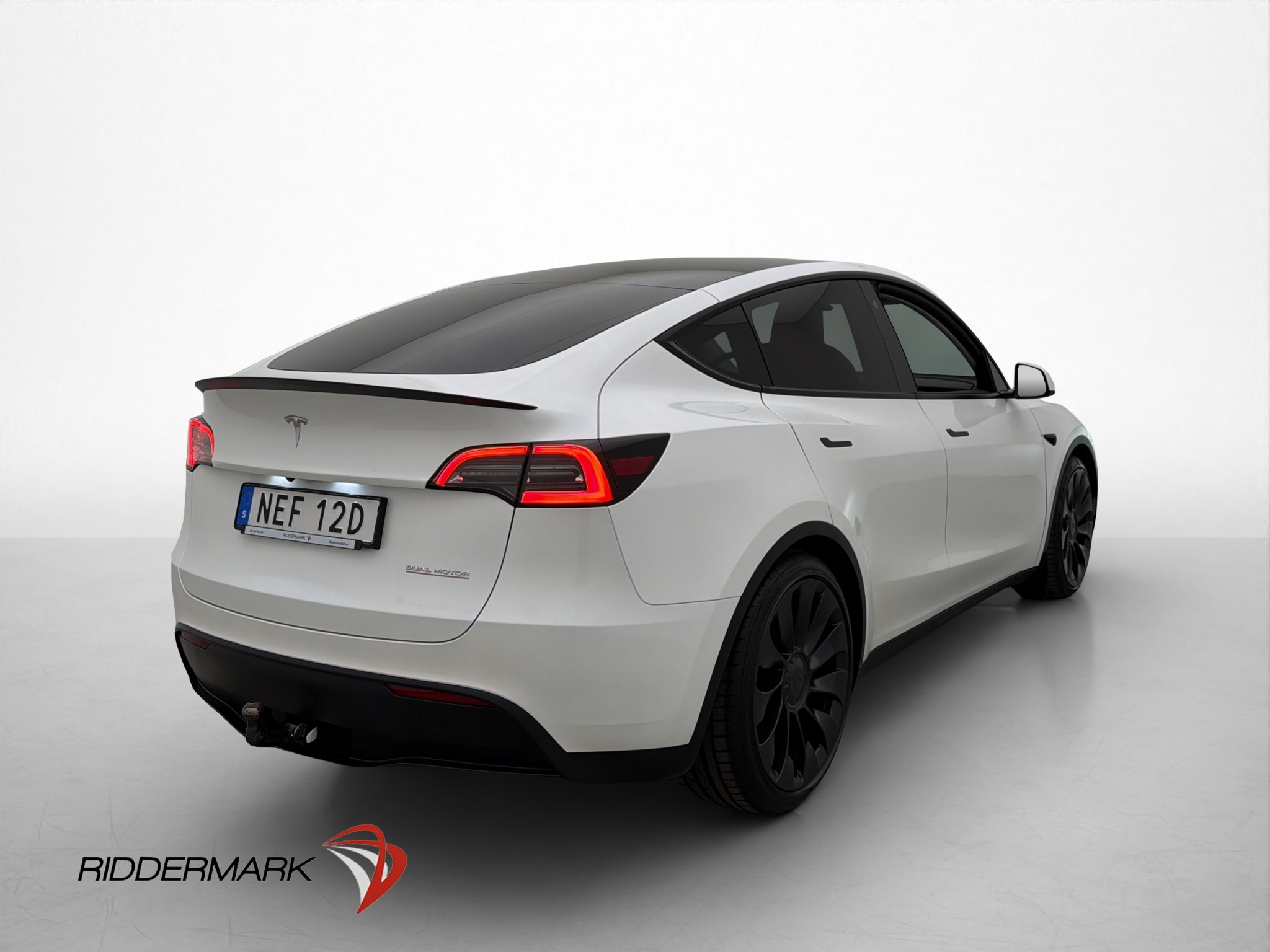 Tesla Model Y 2023 - miniatyr 13