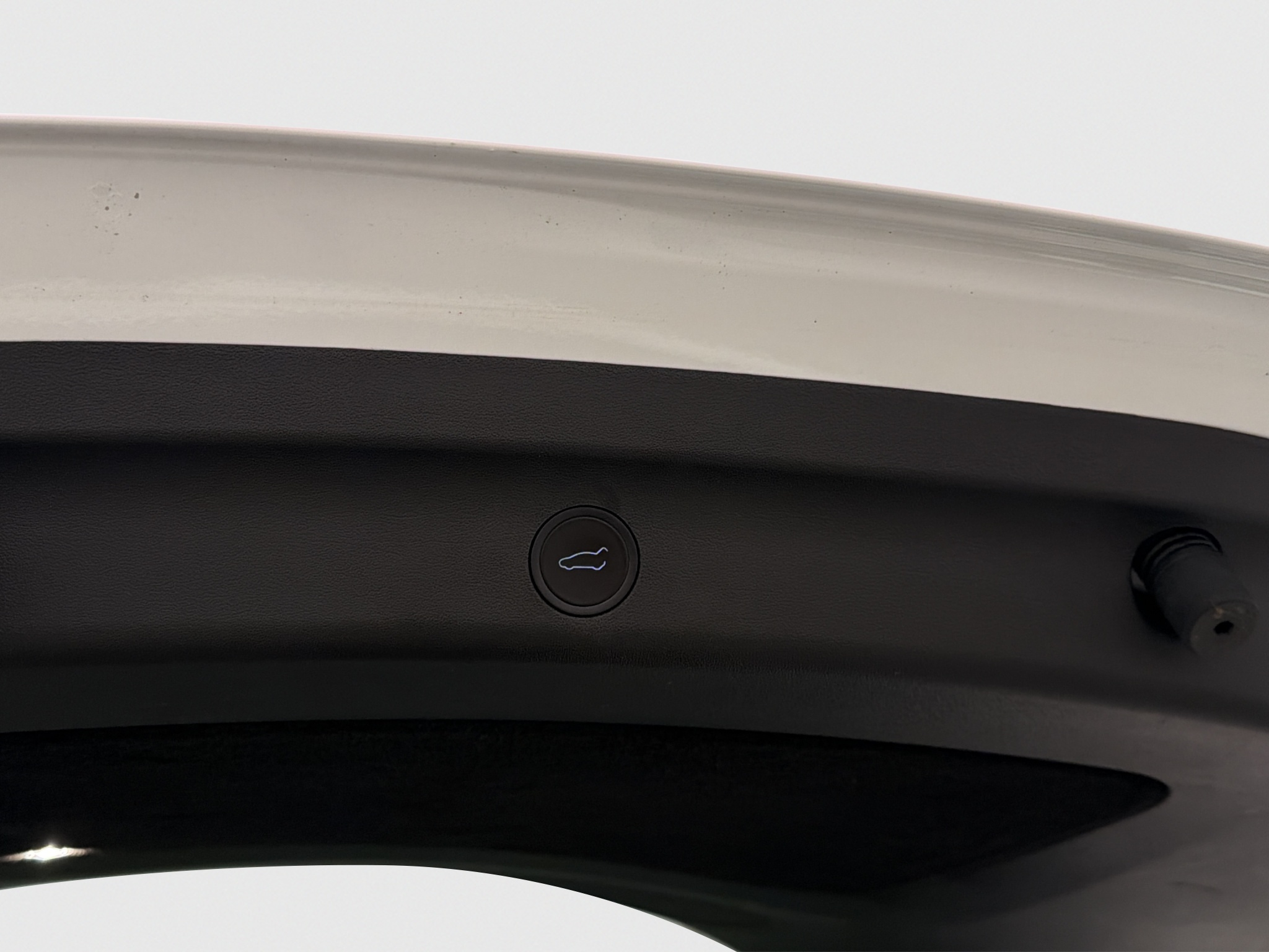 Tesla Model Y 2023 - miniatyr 29