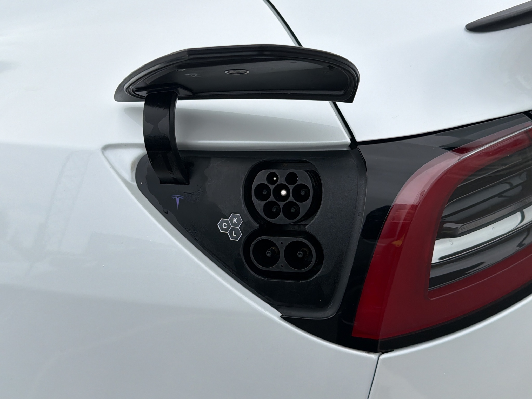Tesla Model Y 2023 - miniatyr 30