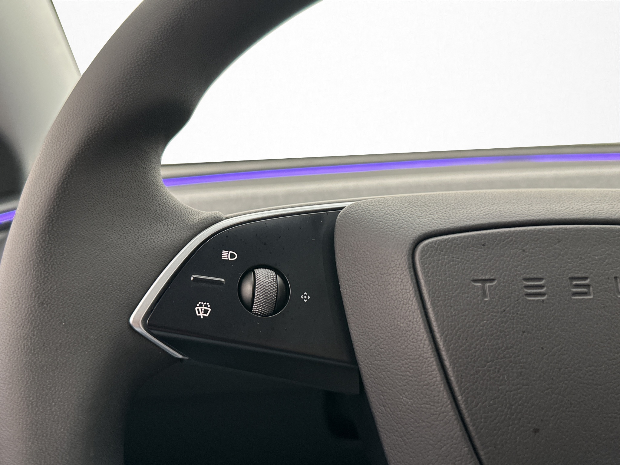 Tesla Model Y 2025 - miniatyr 12