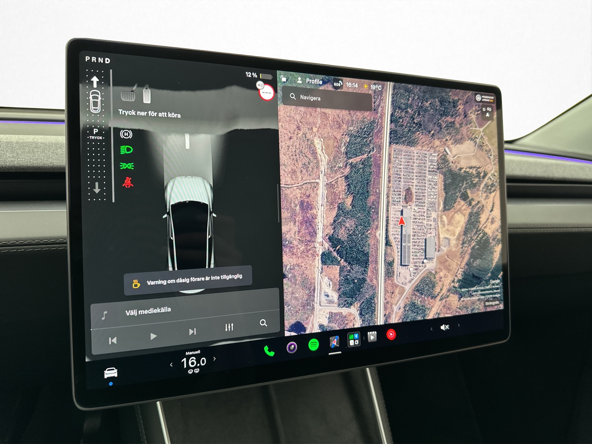 Tesla Model Y 2025 - miniatyr 17