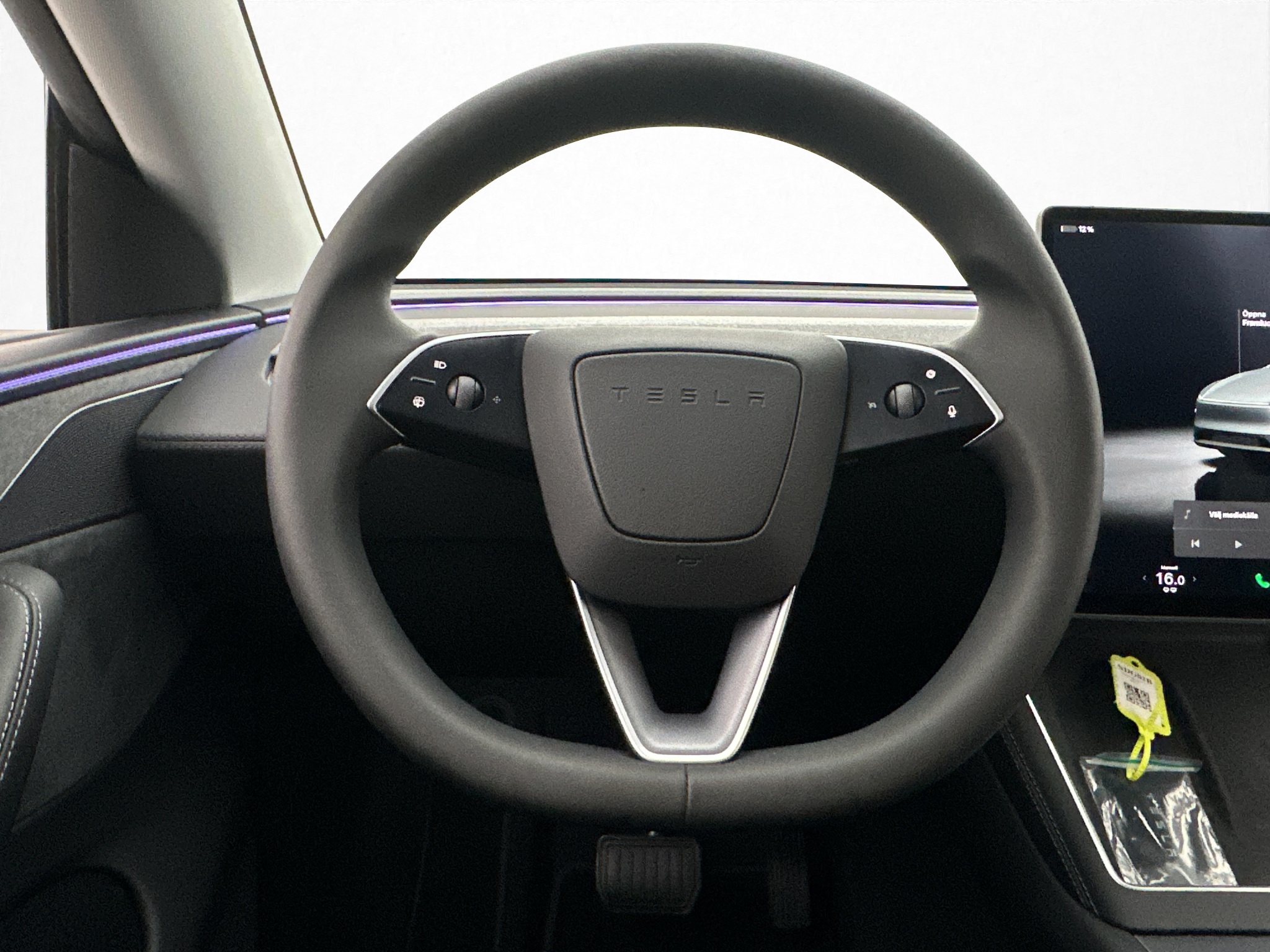 Tesla Model Y 2025 - miniatyr 10
