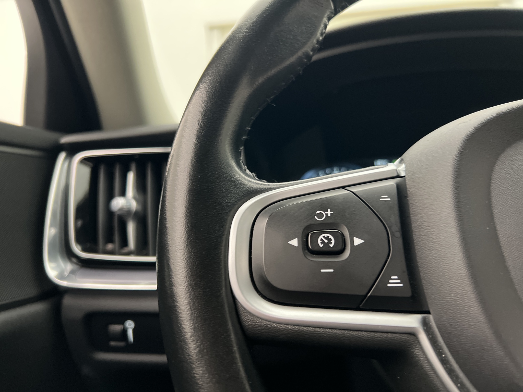 Volvo V60 2021 - miniatyr 10