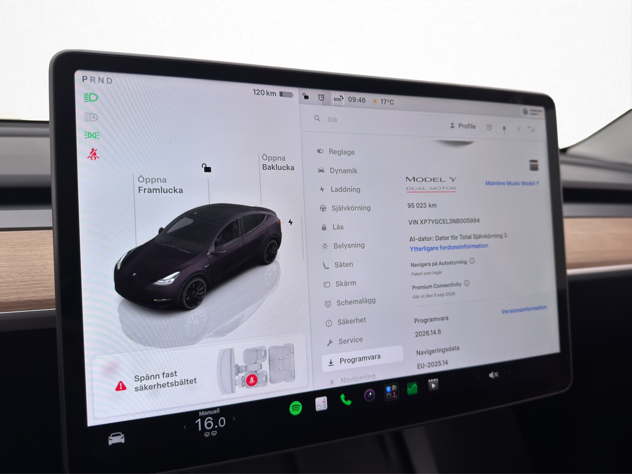 Tesla Model Y 2022 - miniatyr 19