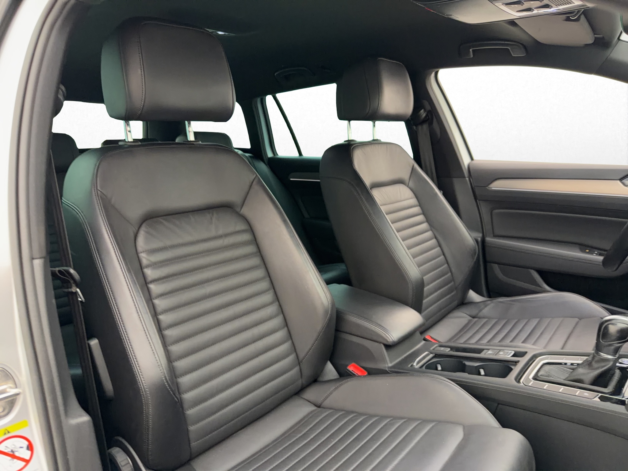 Volkswagen Passat Alltrack 2019 - miniatyr 27