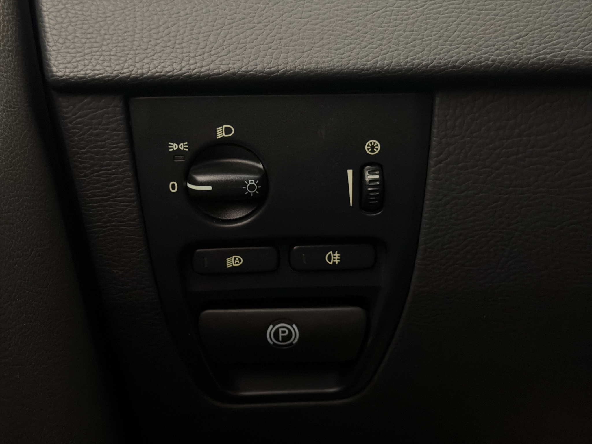 Volvo XC90 2012 - miniatyr 30
