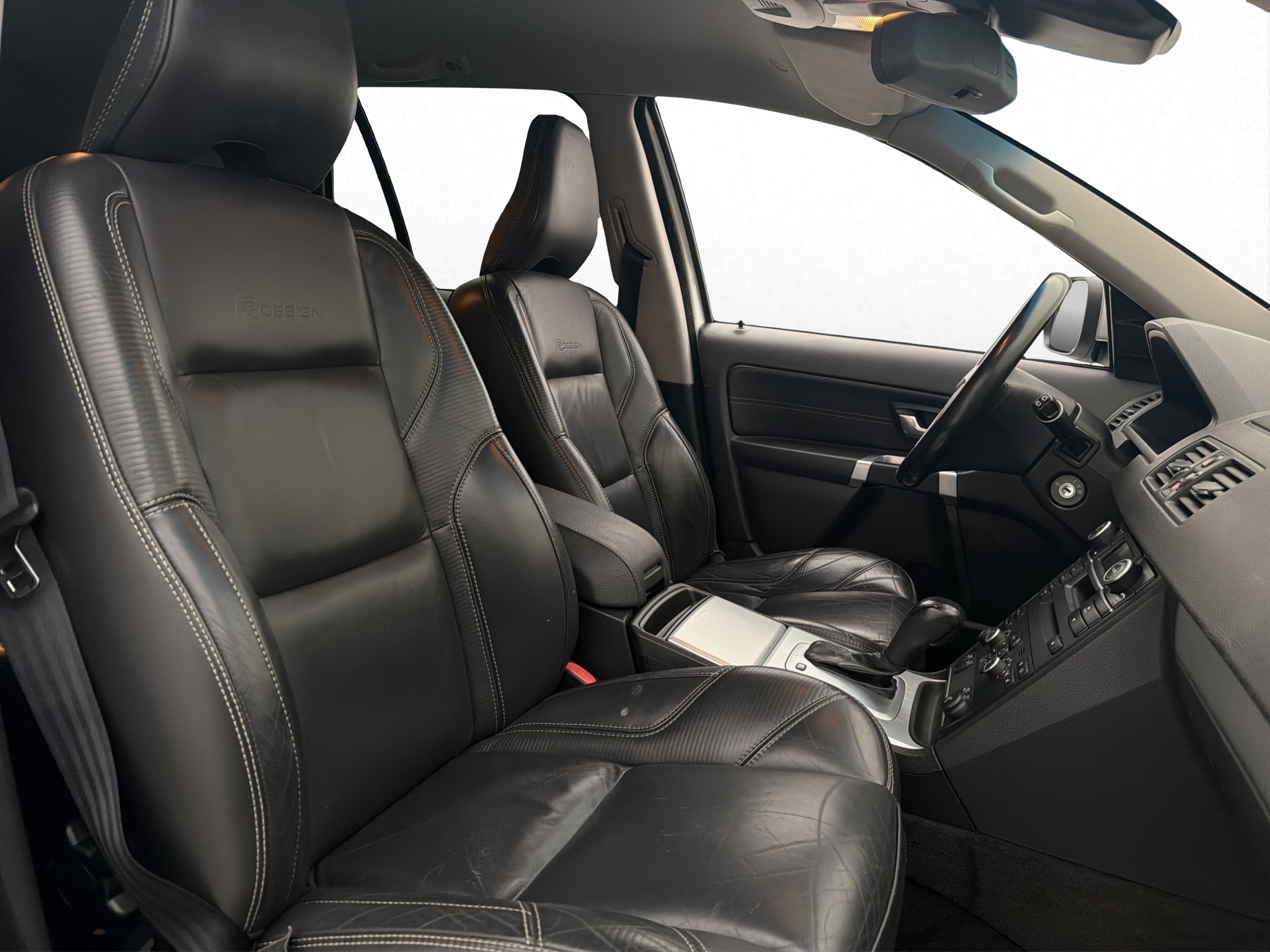 Volvo XC90 2012 - miniatyr 10
