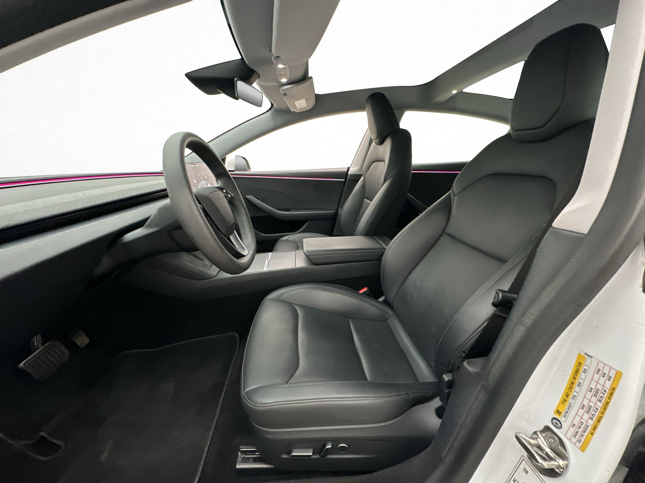 Tesla Model 3 2024 - miniatyr 4
