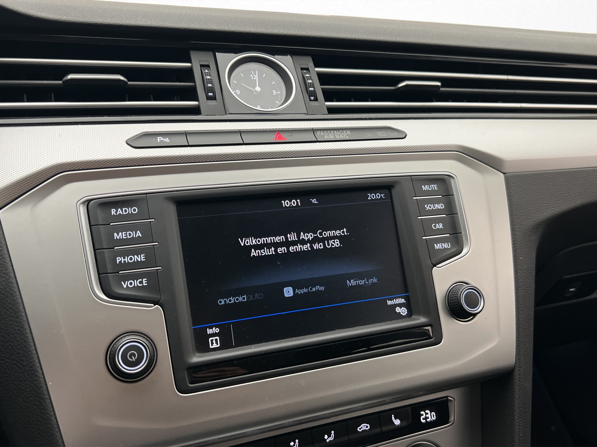 Volkswagen Passat 2017 - miniatyr 17