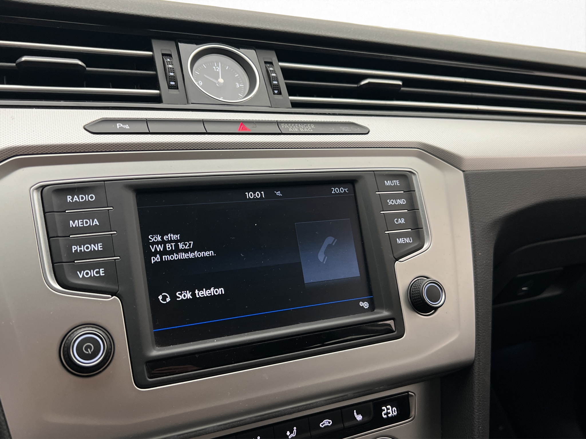 Volkswagen Passat 2017 - miniatyr 18