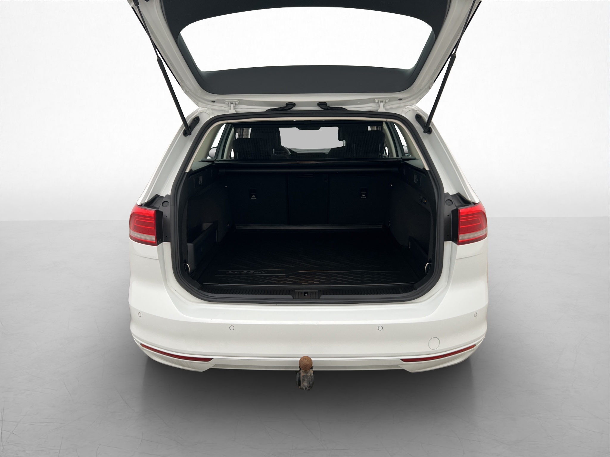 Volkswagen Passat 2017 - miniatyr 24
