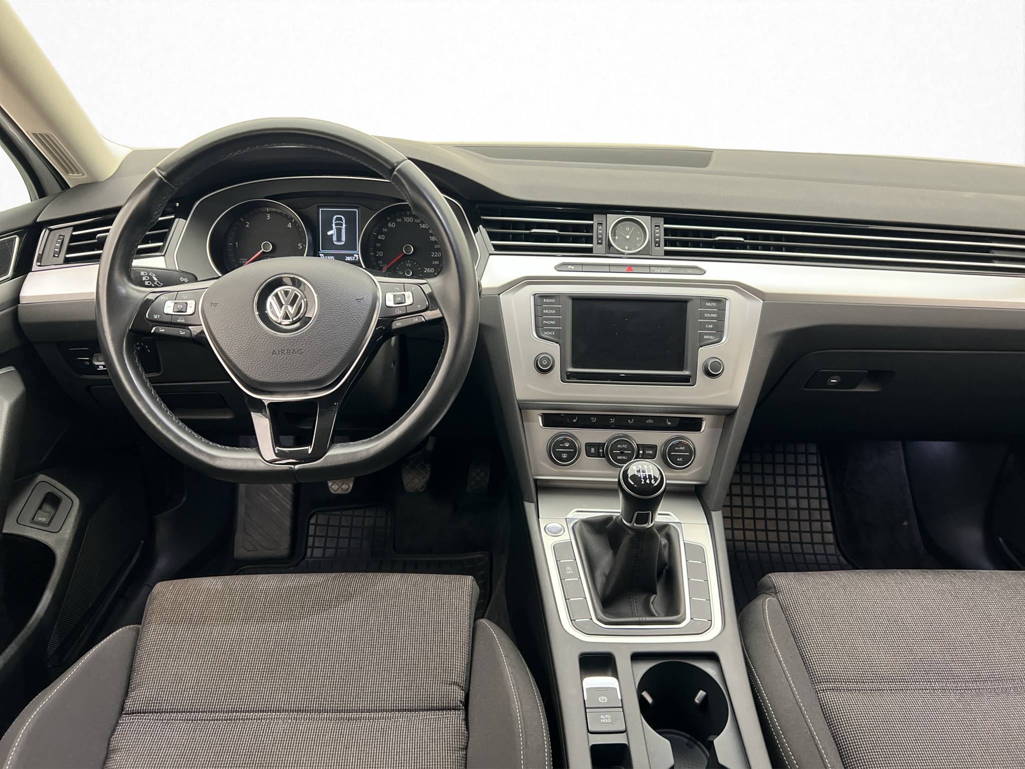 Volkswagen Passat 2017 - miniatyr 8
