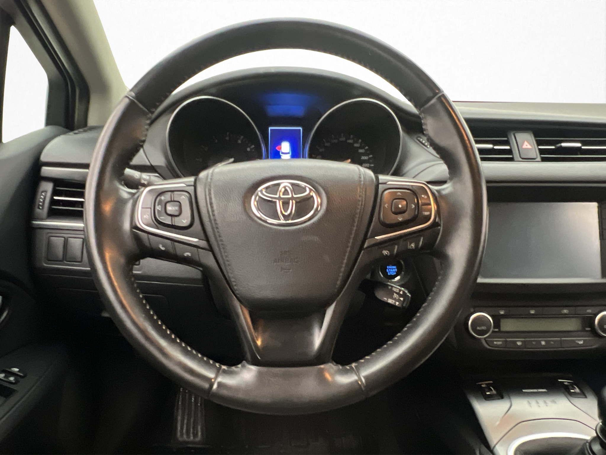 Toyota Avensis 2017 - miniatyr 10