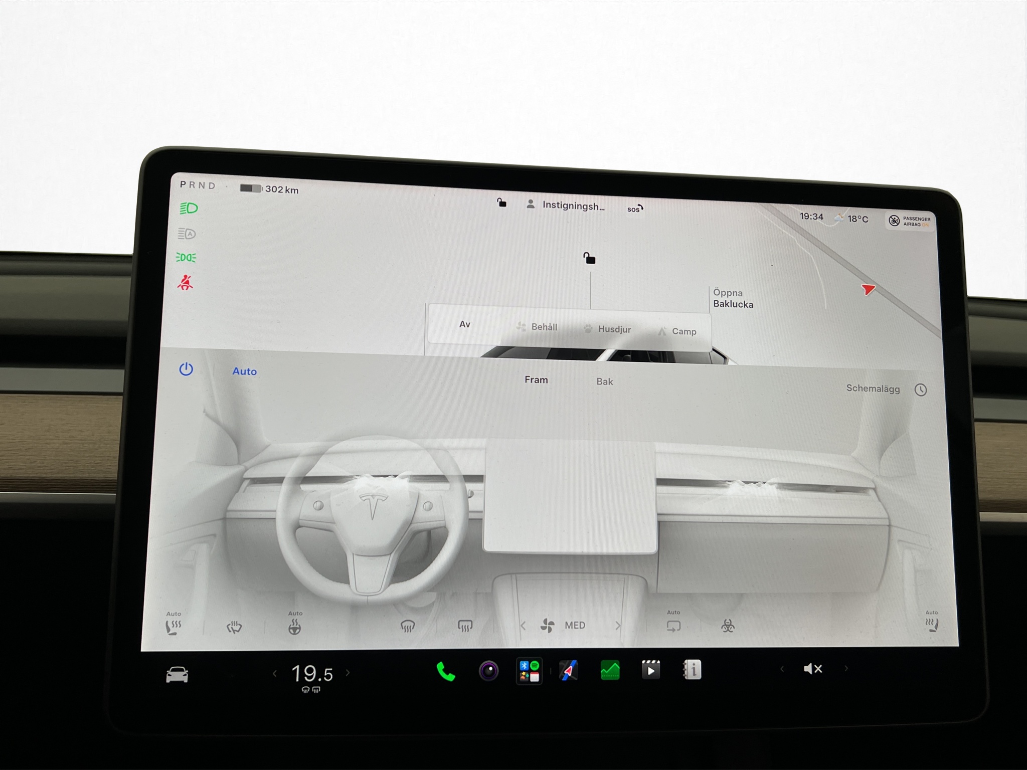 Tesla Model Y 2023 - miniatyr 24
