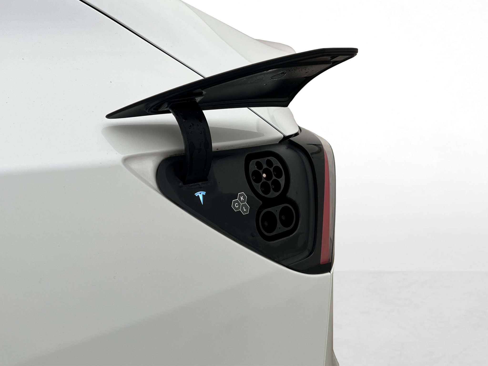 Tesla Model Y 2023 - miniatyr 30