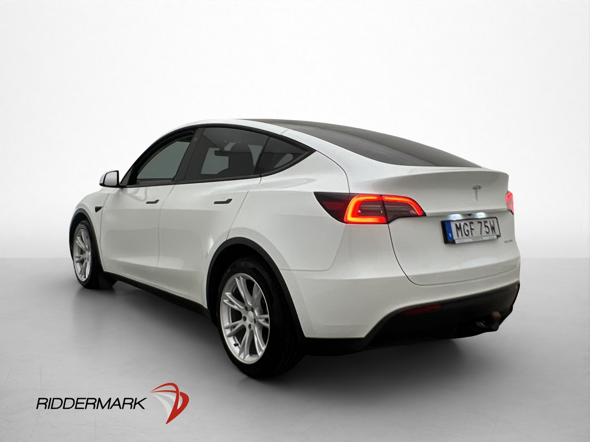 Tesla Model Y 2023 - miniatyr 9