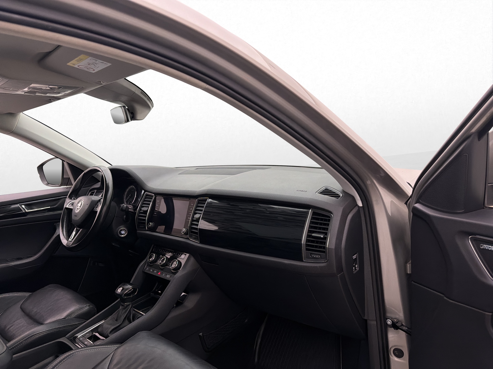 Skoda Kodiaq 2018 - miniatyr 30