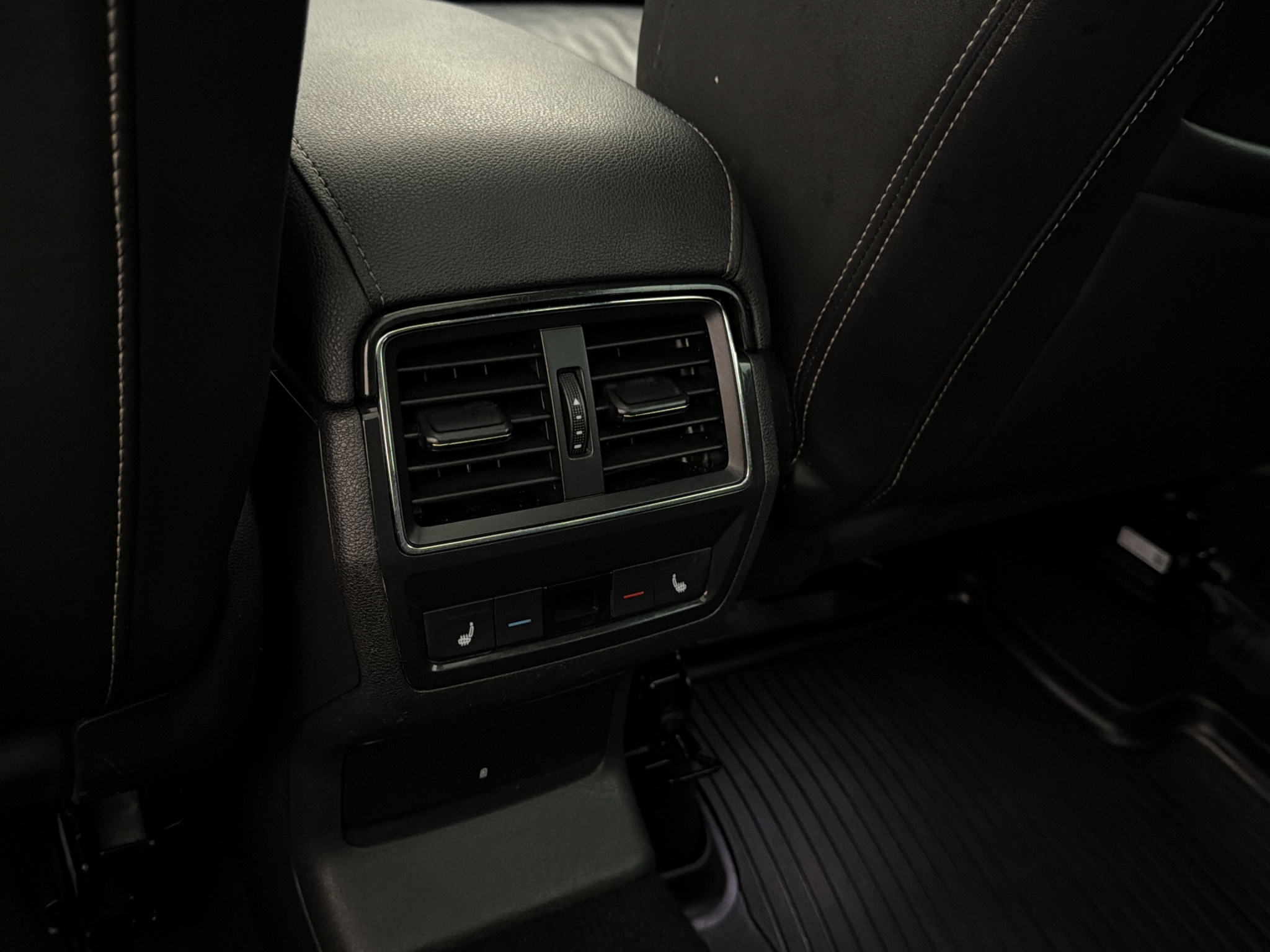 Skoda Kodiaq 2018 - miniatyr 32