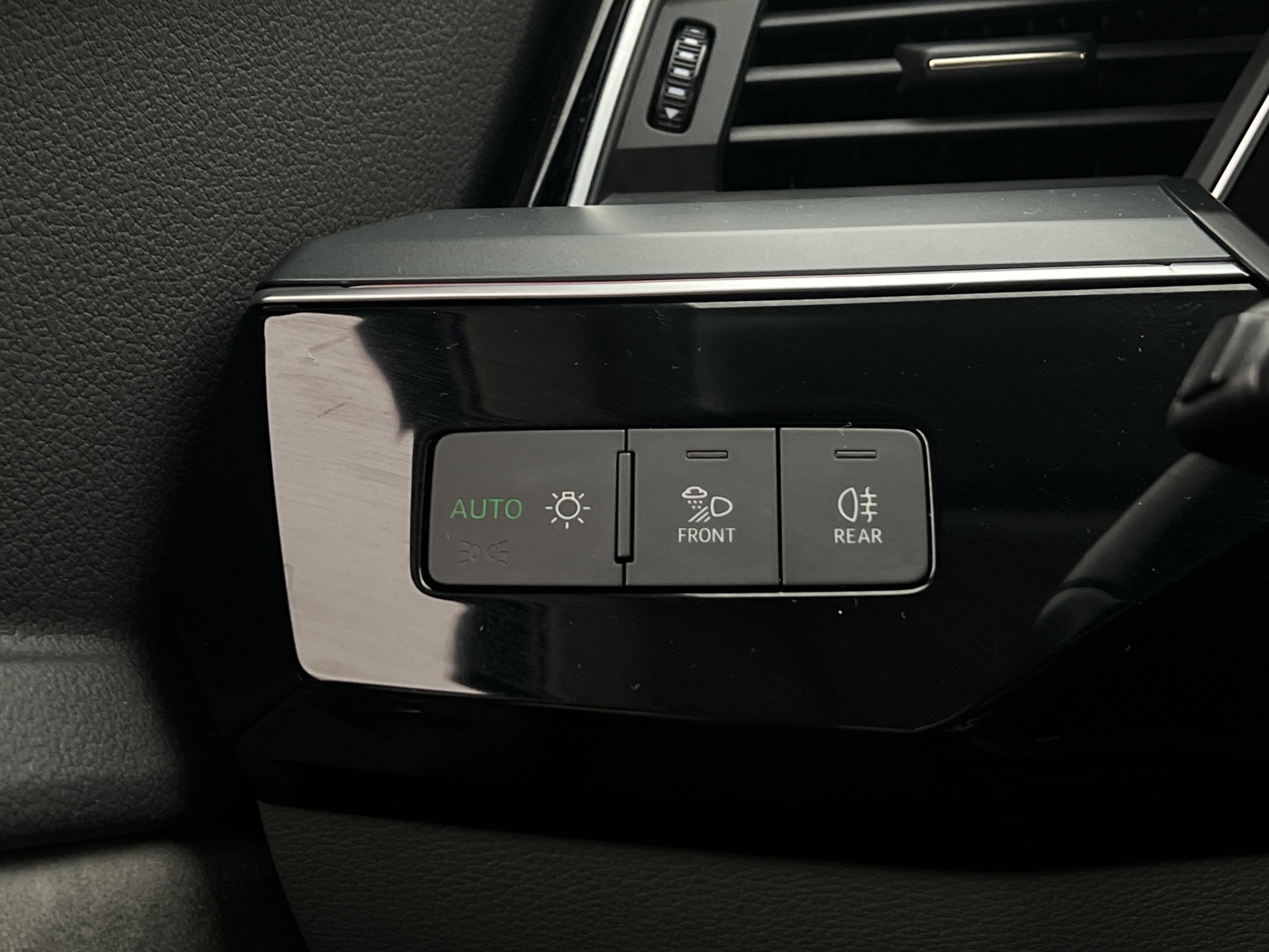 Audi E-Tron 2020 - miniatyr 14