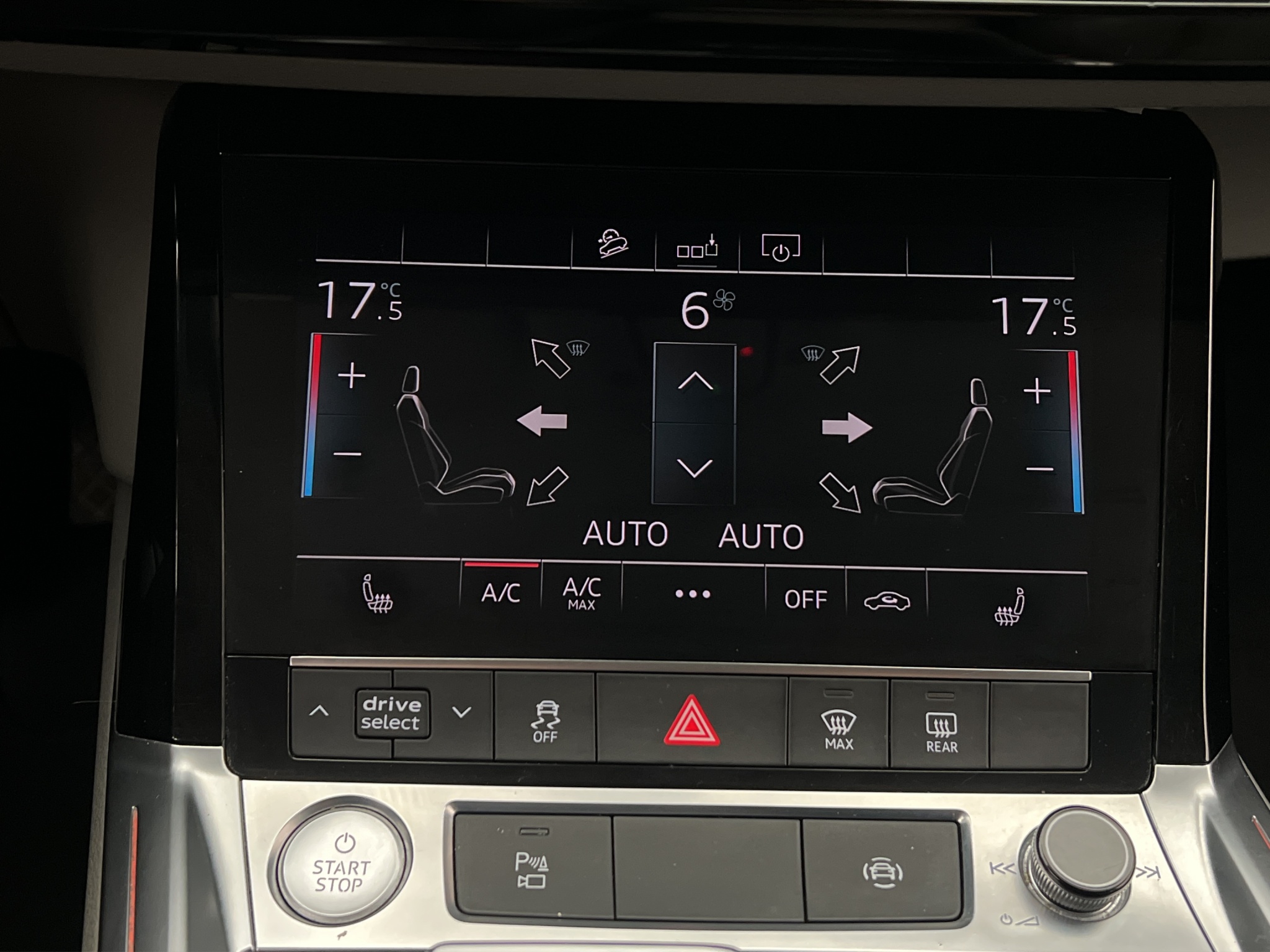 Audi E-Tron 2020 - miniatyr 25