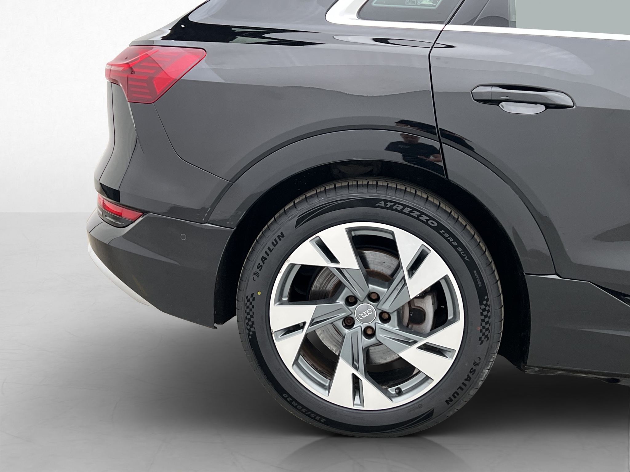 Audi E-Tron 2020 - miniatyr 33
