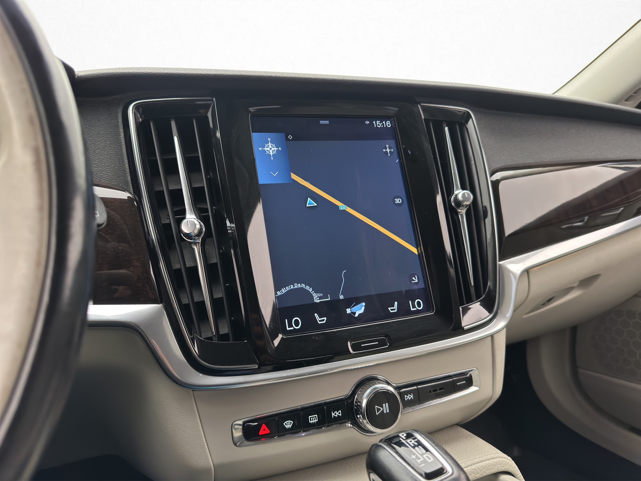 Volvo V90 2017 - miniatyr 18