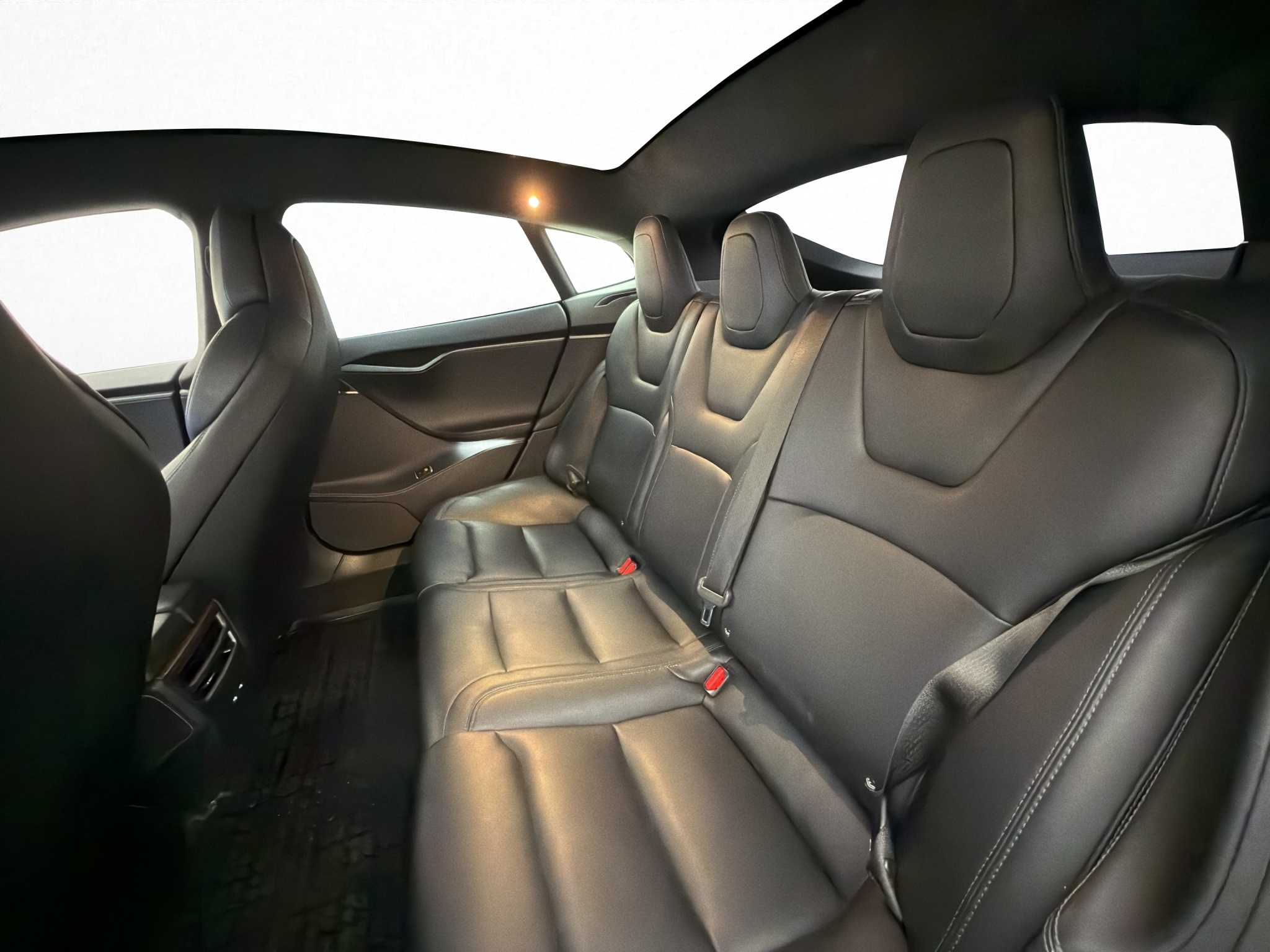 Tesla Model S 2020 - miniatyr 28