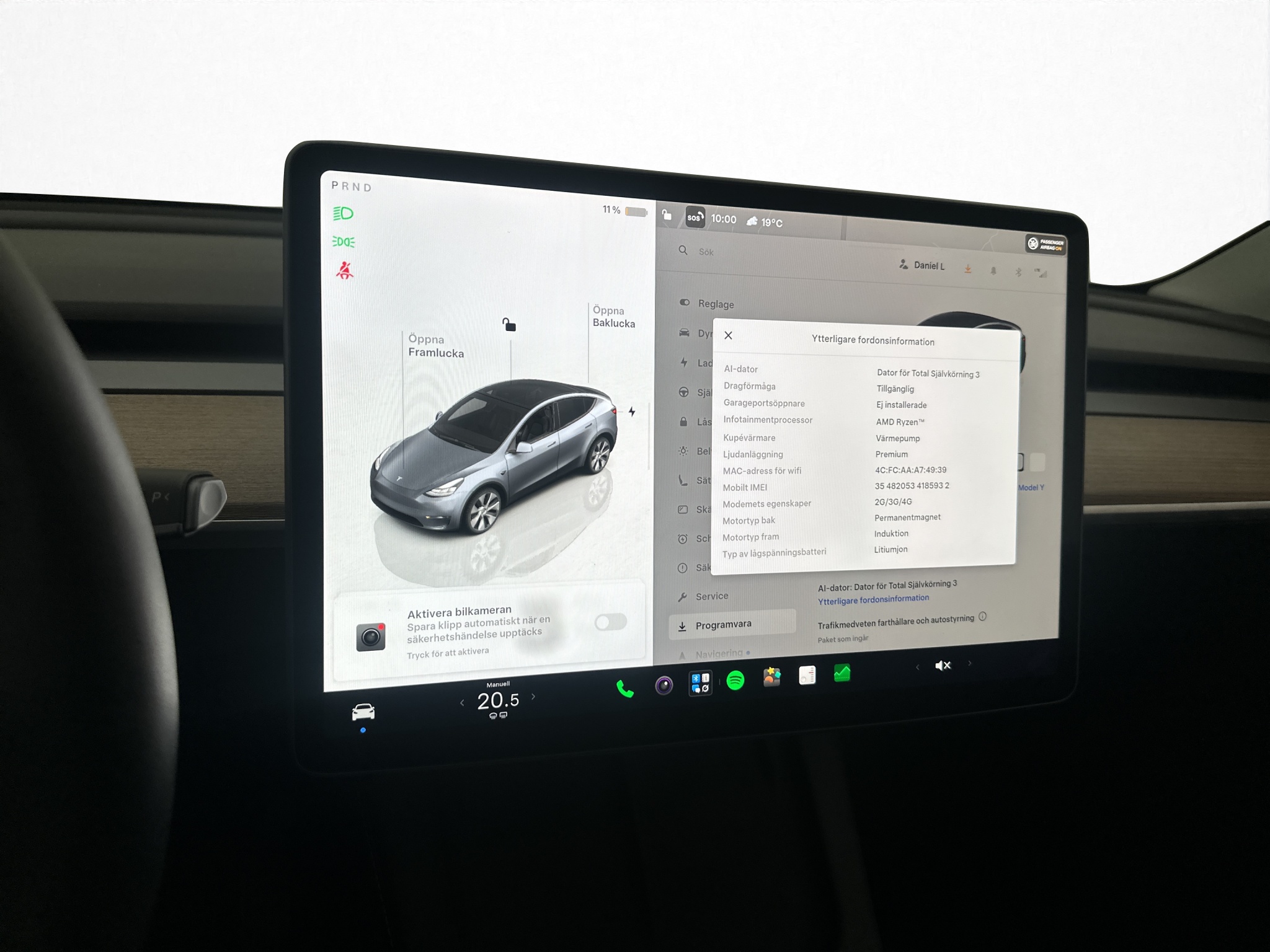 Tesla Model Y 2023 - miniatyr 16